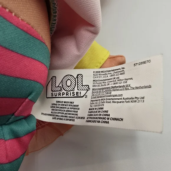 LOL Surprise Neon Pink QT Huggable Soft Plush Doll 2020 w/Yellow Boots - Picture 6 of 7